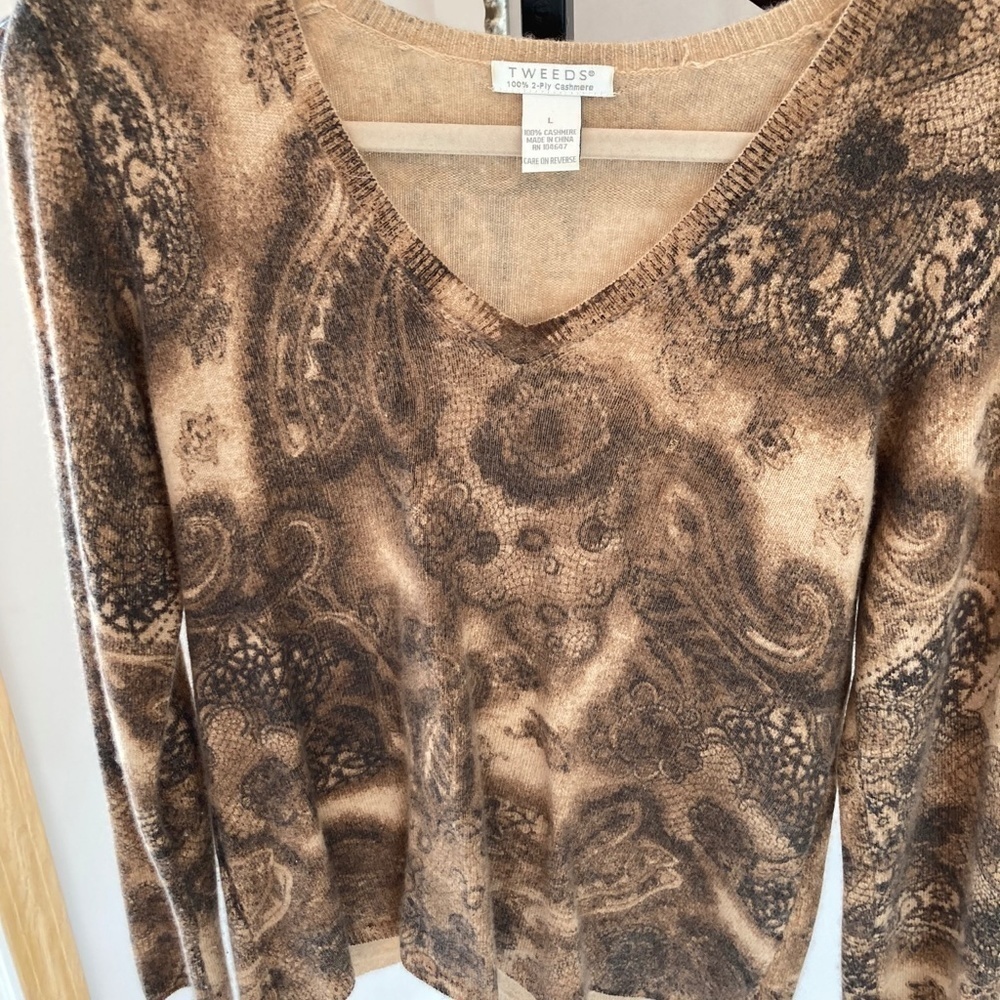 Cashmere sweater